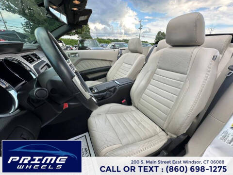 2010 Ford Mustang V6 Premium