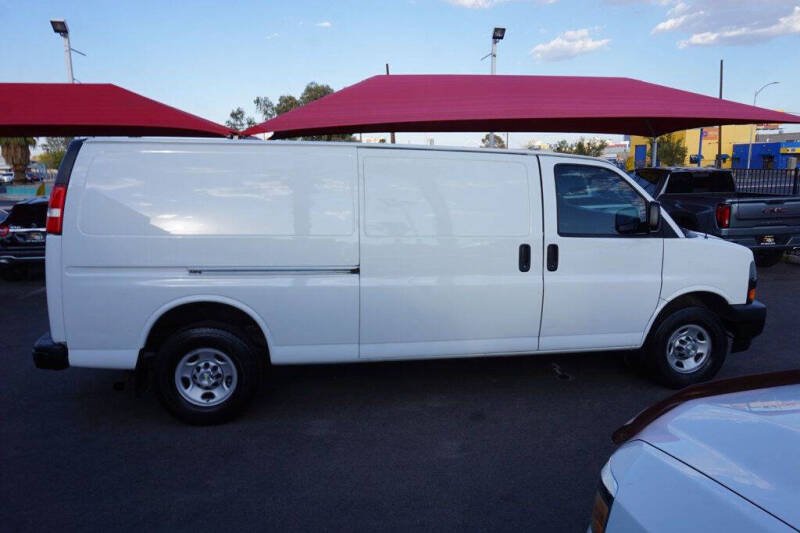 2020 Chevrolet Express 3500
