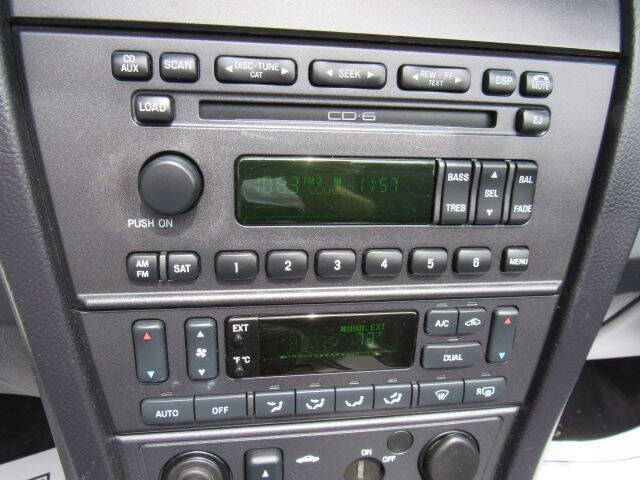 2005 Ford Thunderbird Deluxe