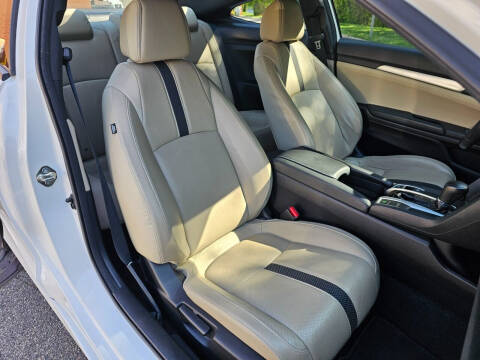 2019 Honda Civic Touring