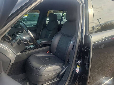 2023 Land Rover Range Rover P530 SE