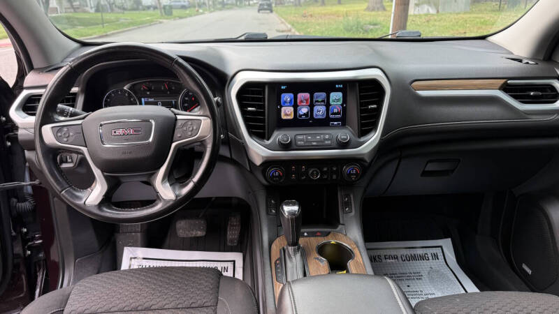 2018 GMC Acadia SLE-2