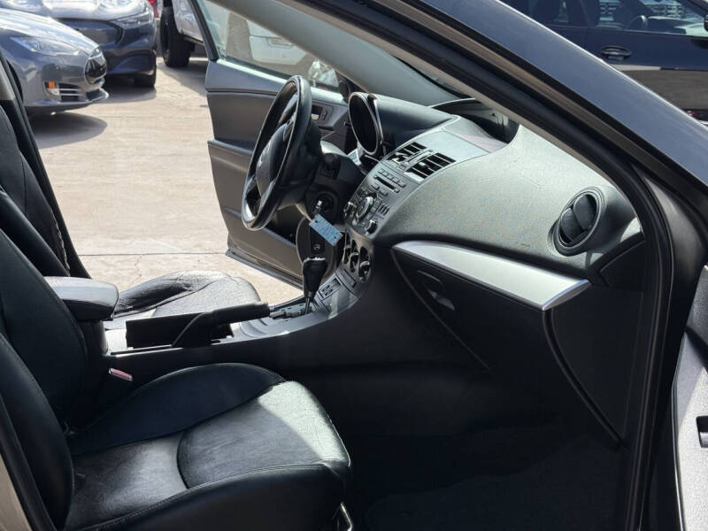 2012 Mazda MAZDA3 i Grand Touring