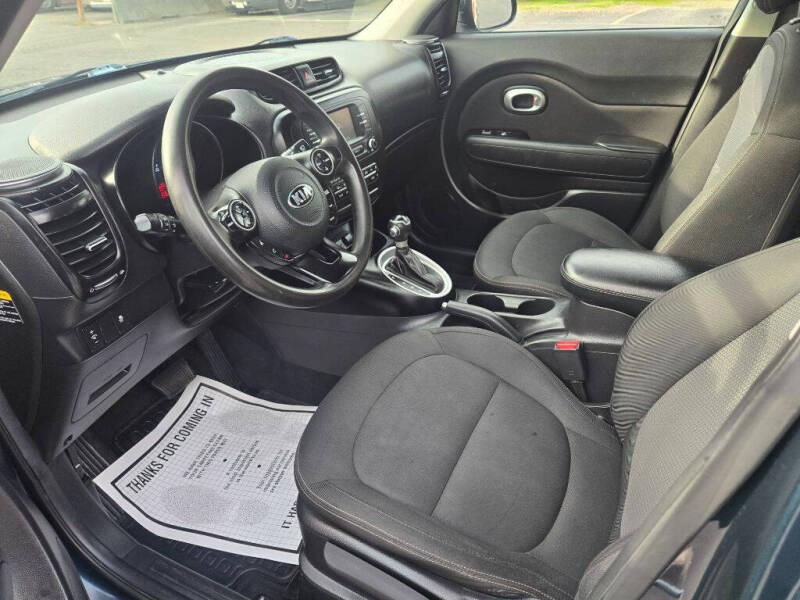 2017 Kia Soul + - Photo 7