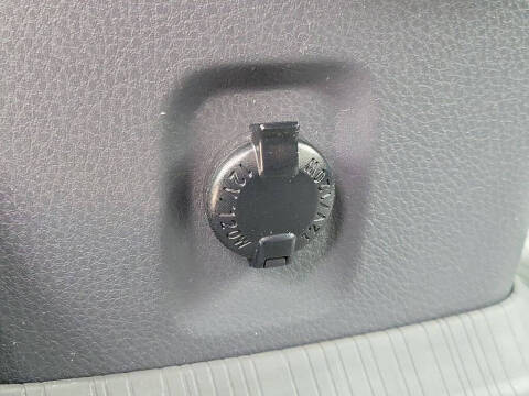 2022 Toyota Sienna LE 8-Passenger