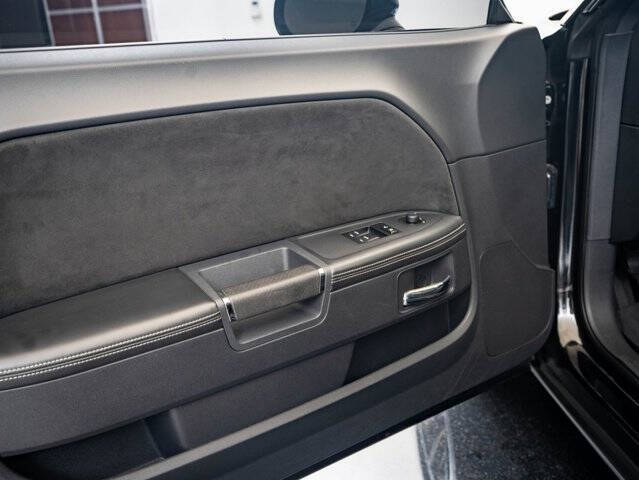 2009 Dodge Challenger SRT8