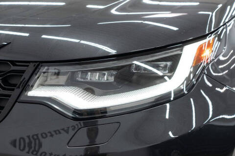 2023 Land Rover Discovery P300 S R-Dynamic