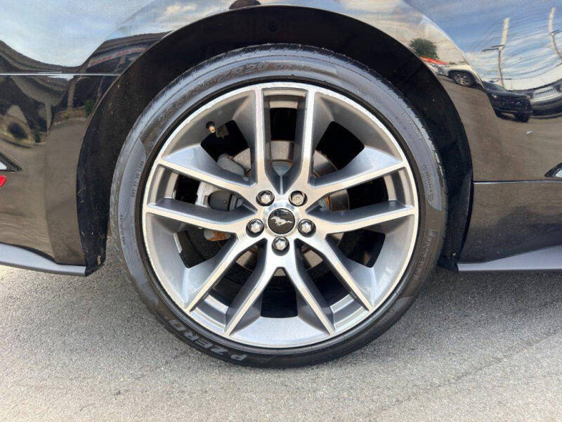 2017 Ford Mustang EcoBoost Premium