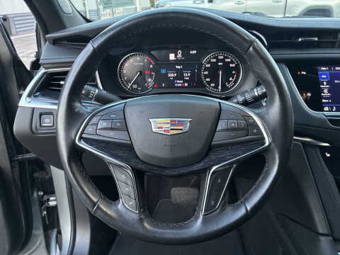 2023 Cadillac XT5 Premium Luxury