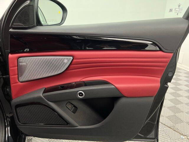 2023 Maserati Grecale Modena