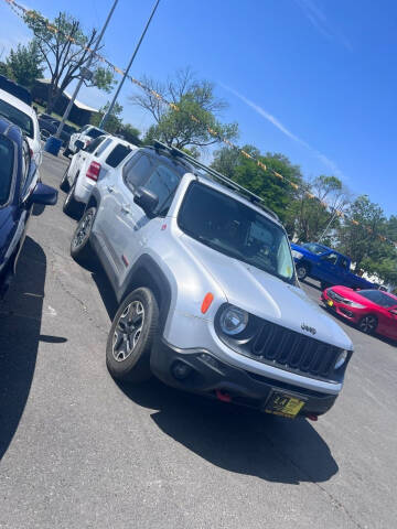 2015 Jeep Renegade for sale at LA AUTO RACK in Moses Lake WA