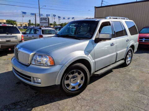 2005 Lincoln Navigator for sale at JT AUTO in Parma OH