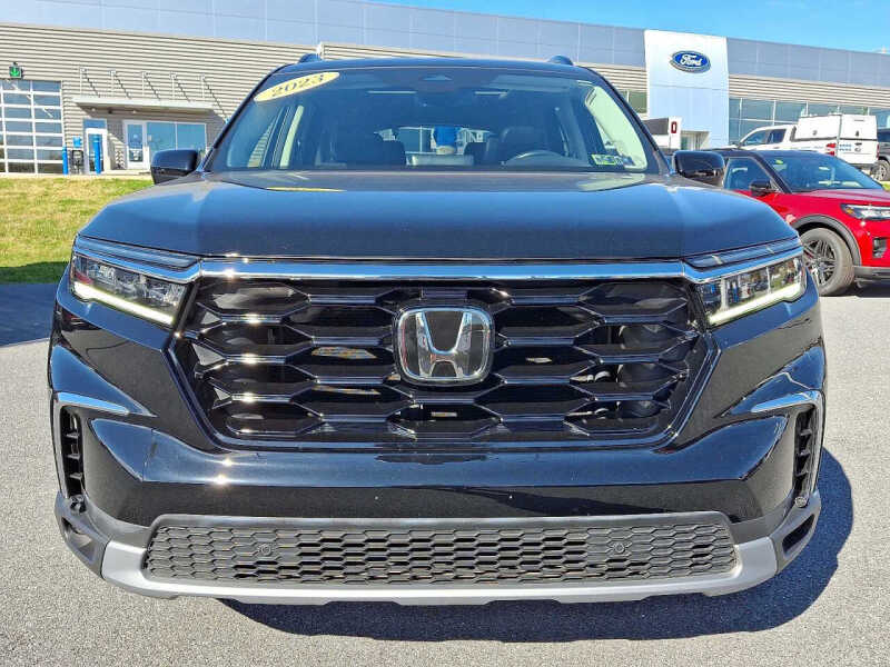2023 Honda Pilot Touring