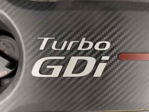 2017 Hyundai Santa Fe Sport 2.0T Ultimate