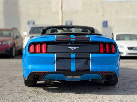 2017 Ford Mustang EcoBoost Premium