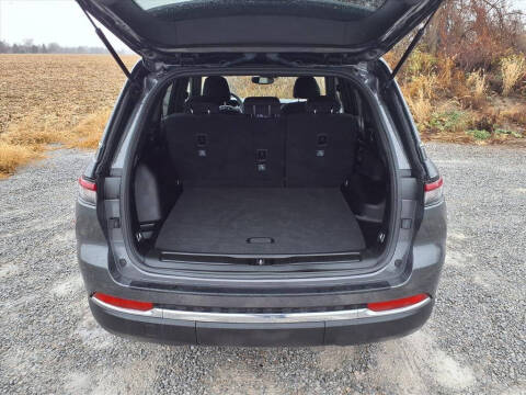 2024 Jeep Grand Cherokee Laredo