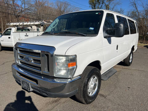 2009 Ford E-Series for sale at CENTRAL AUTO GROUP in Raritan NJ
