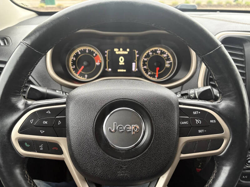 2017 Jeep Cherokee Latitude