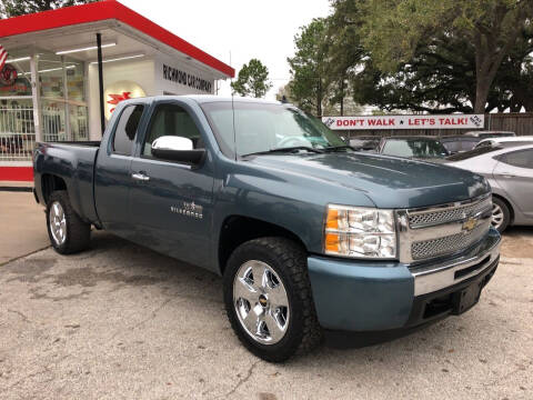 2009 Chevrolet Silverado 1500 for sale at Richmond Car Co in Richmond TX