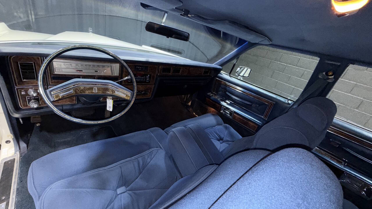 1979 Lincoln Continental 2
