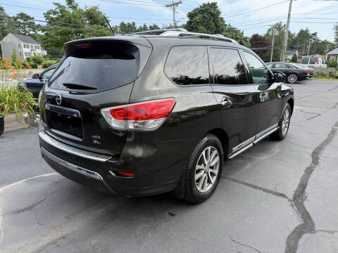2016 Nissan Pathfinder SL