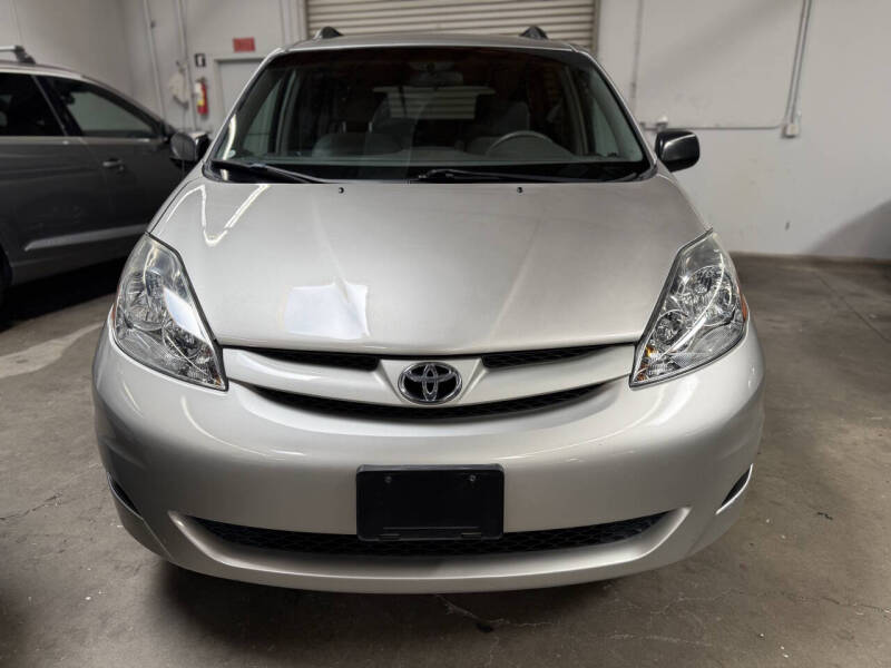 2006 Toyota Sienna LE 7 Passenger