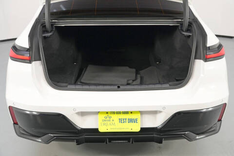 2023 BMW 7 Series 740i