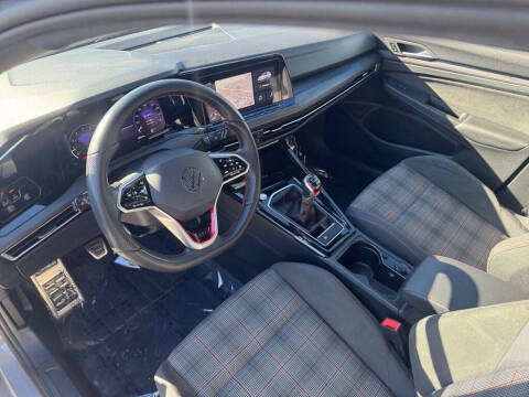 2024 Volkswagen Golf GTI 380 SE