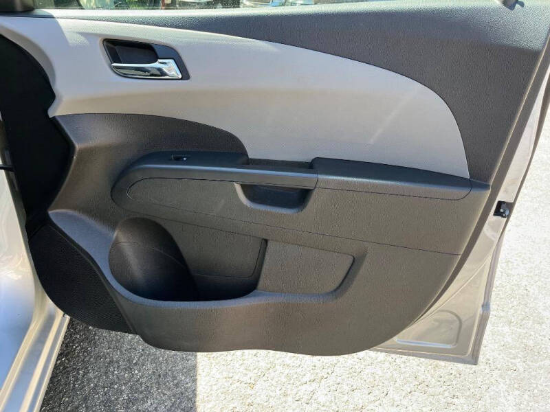 2014 Chevrolet Sonic LT Auto