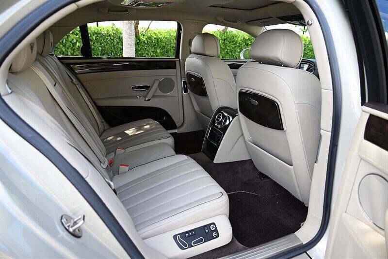 2014 Bentley Flying Spur 29