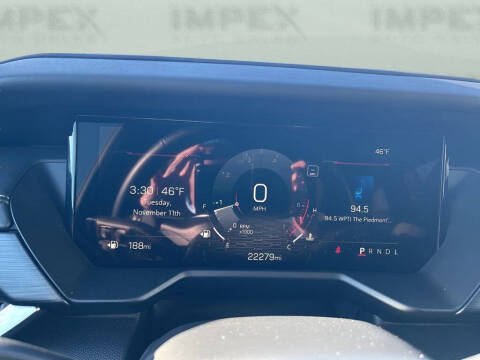 2025 GMC Acadia Elevation