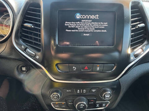 2021 Jeep Cherokee Latitude Lux