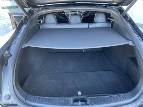 2016 Tesla Model S 70D