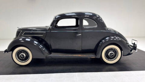 1937 Ford Deluxe