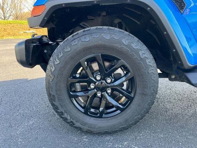2022 Jeep Gladiator 22