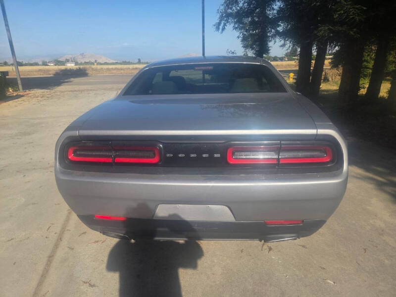 2017 Dodge Challenger SXT