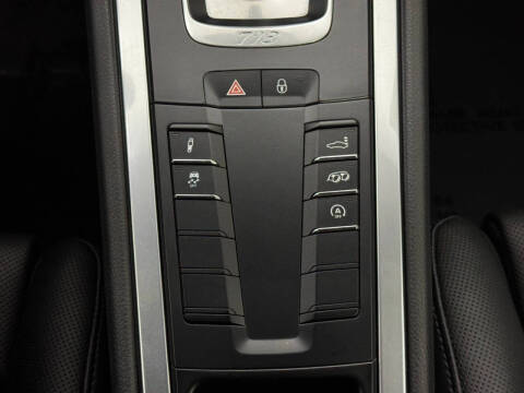 2018 Porsche 718 Cayman