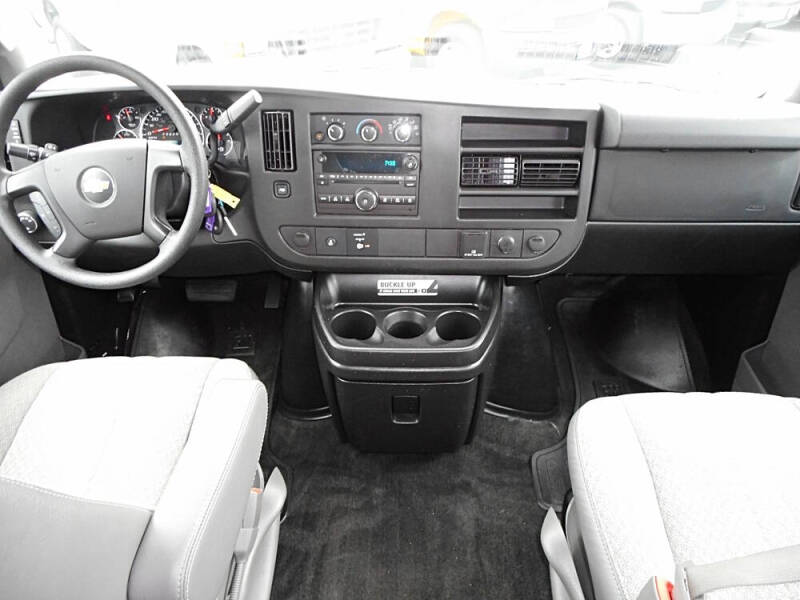 2016 Chevrolet Express LT 3500