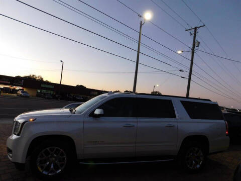 2017 GMC Yukon XL SLT