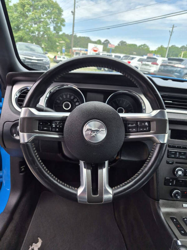 2014 Ford Mustang V6