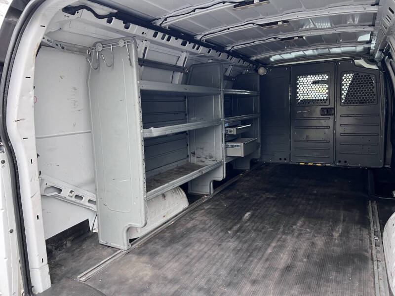 2018 GMC Savana 2500