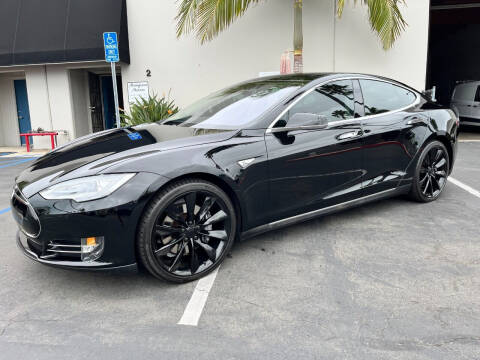 2013 Tesla Model S for sale at MANGIONE MOTORS ORANGE COUNTY in Costa Mesa CA