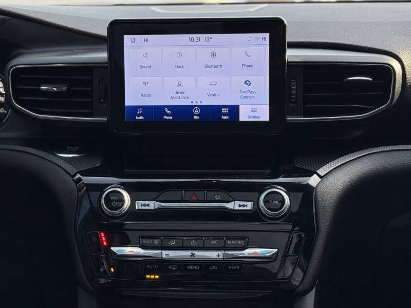 2023 Ford Explorer ST-Line