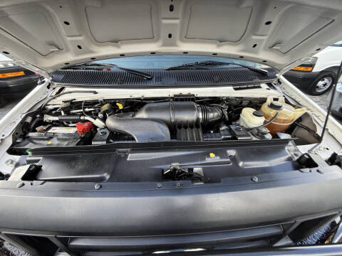 2012 Ford E-350