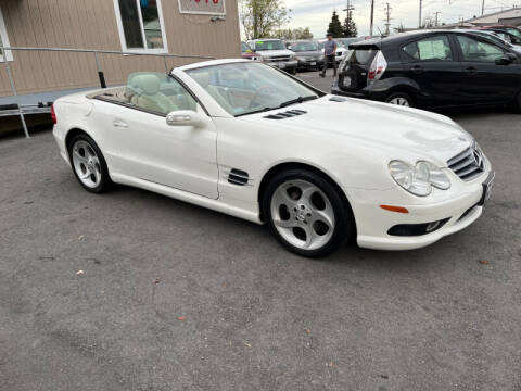 2005 Mercedes-Benz SL-Class for sale at TRAX AUTO WHOLESALE in San Mateo CA