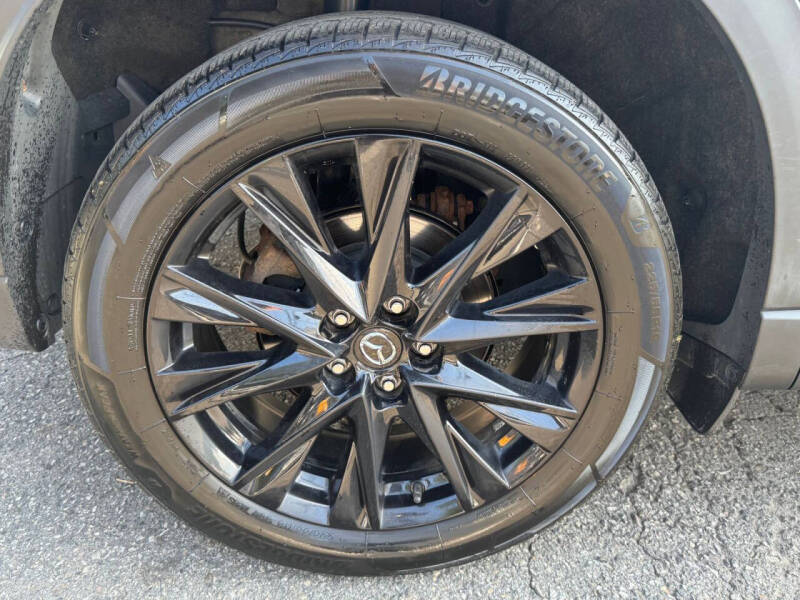 2021 Mazda CX-5 Carbon Edition