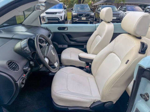 2010 Volkswagen New Beetle Convertible Final Edition PZEV