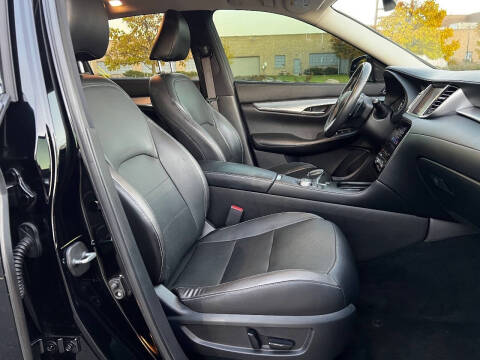 2019 Infiniti QX50 Essential