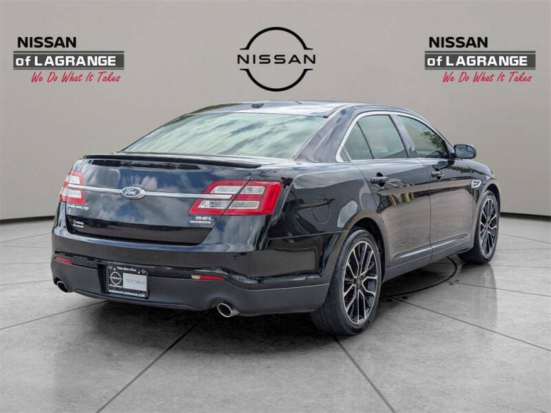 2017 Ford Taurus SEL