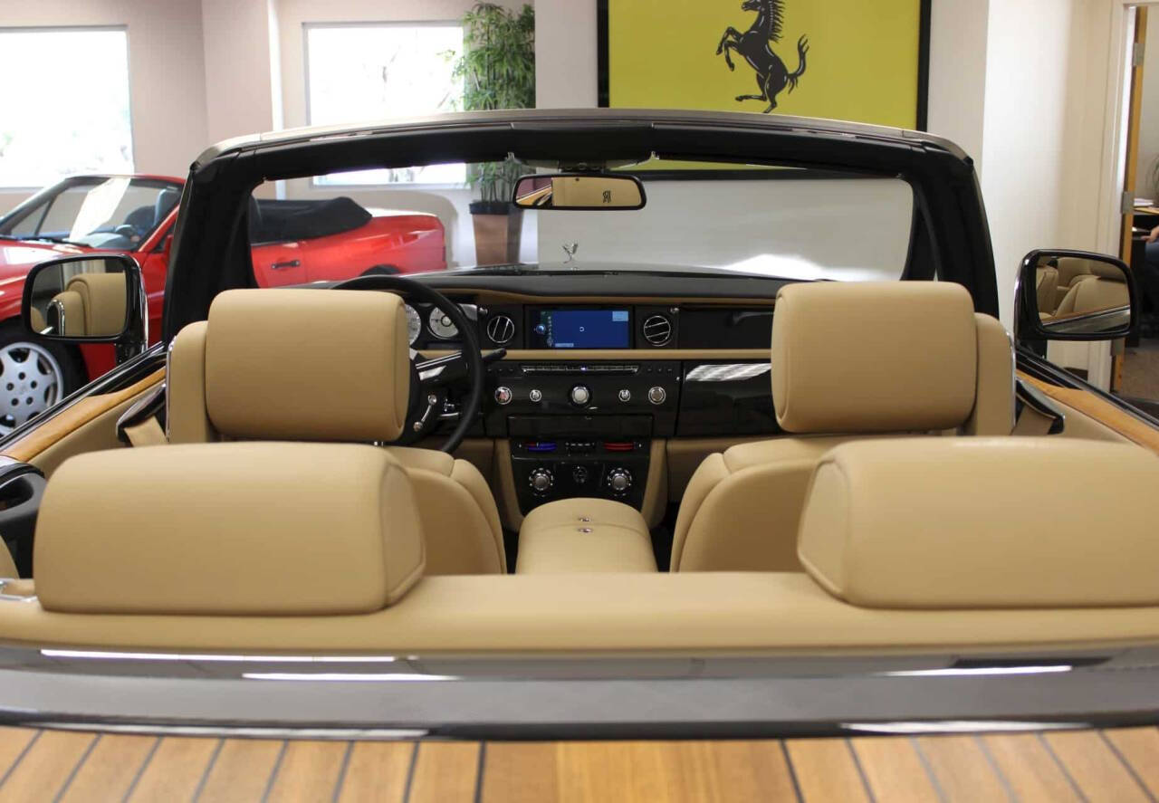 2014 Rolls-Royce Phantom Drophead Coupe 26